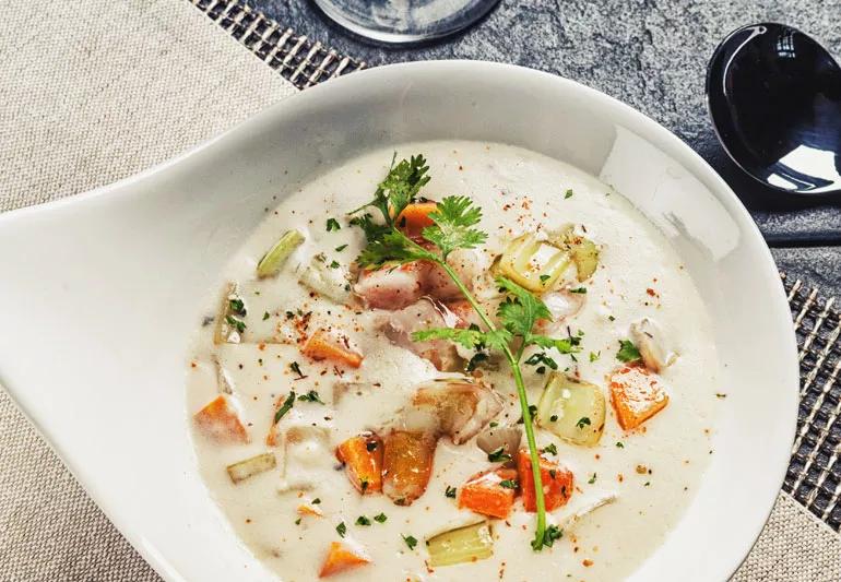 fishChowder 485771824 770x553 1 jpg