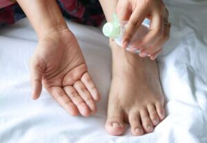 coconut oil for feet 1345334096 770x533 1 jpg