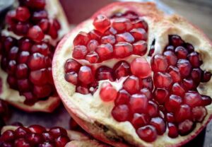 pomegranateSeeds 157565485 770x533 1 jpg