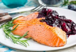 salmon Blueberries on Plate 543812632 770x533 1 jpg