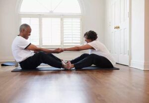 Assisted Stretching 108113247 770x533 1 jpg