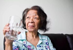 Dehydration Older Adults 182377079 770x533 1 jpg