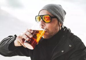 drinkingCold 512294523 770x533 jpg